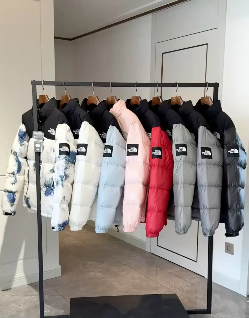 Authentic ｜ ！ New Arrival The North Face 700 New Arrival ！ New Arrival nuptse 2 80% 20% ， ！ 🔍 80 ， 🔥🔥🔥 ， ， YKK ！